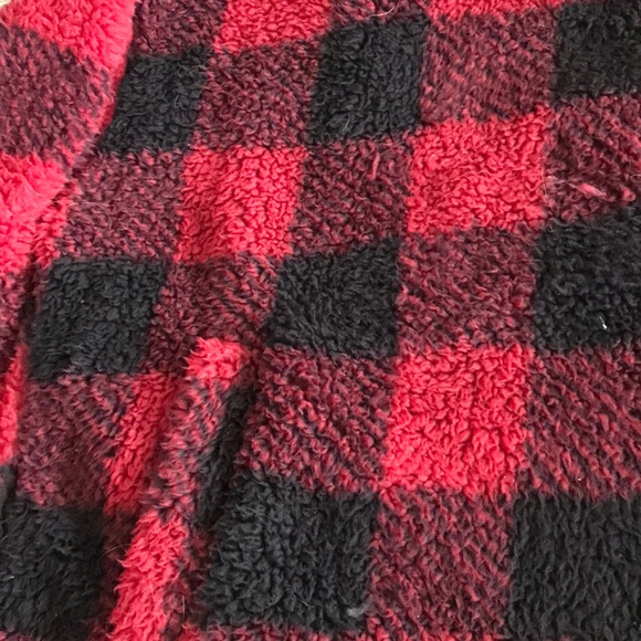 Cropped  buffalo check 1/4 zip Fleece - Picture 3 of 5